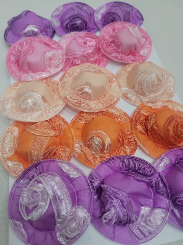 L091 CHAPEU MADAME - 15 UN