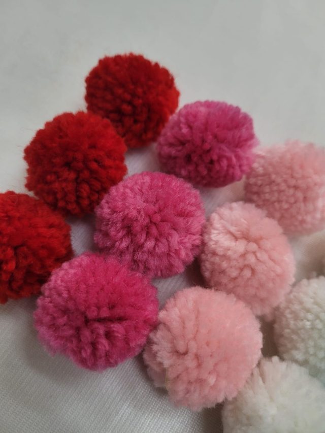 L1221 POMPOM GRANDE - 15 UN