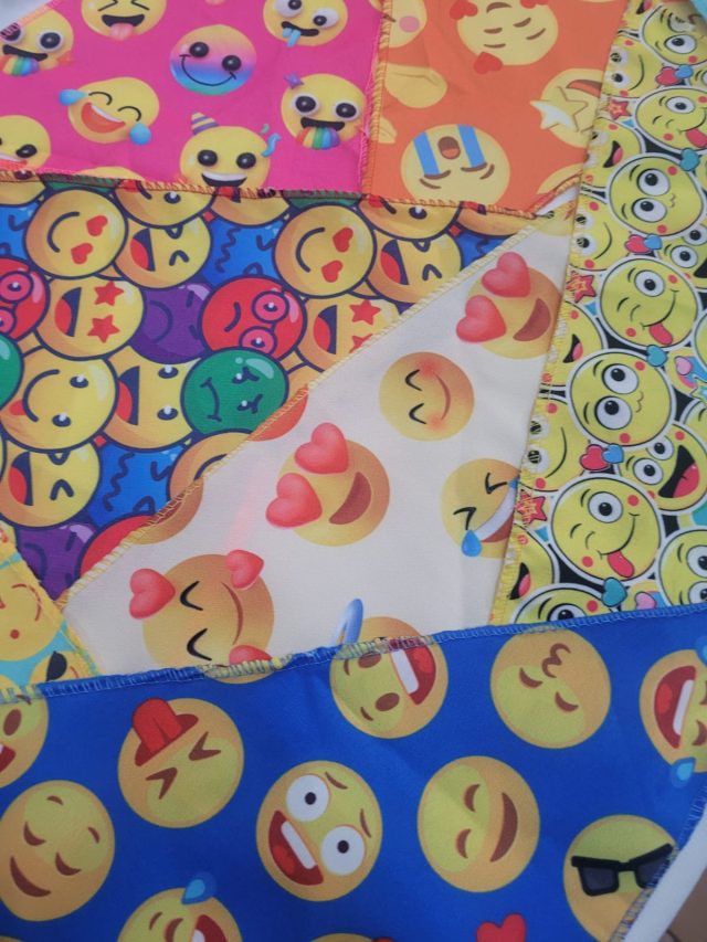 B142 BANDANA EMOTIONS - 10 UN - Image 2