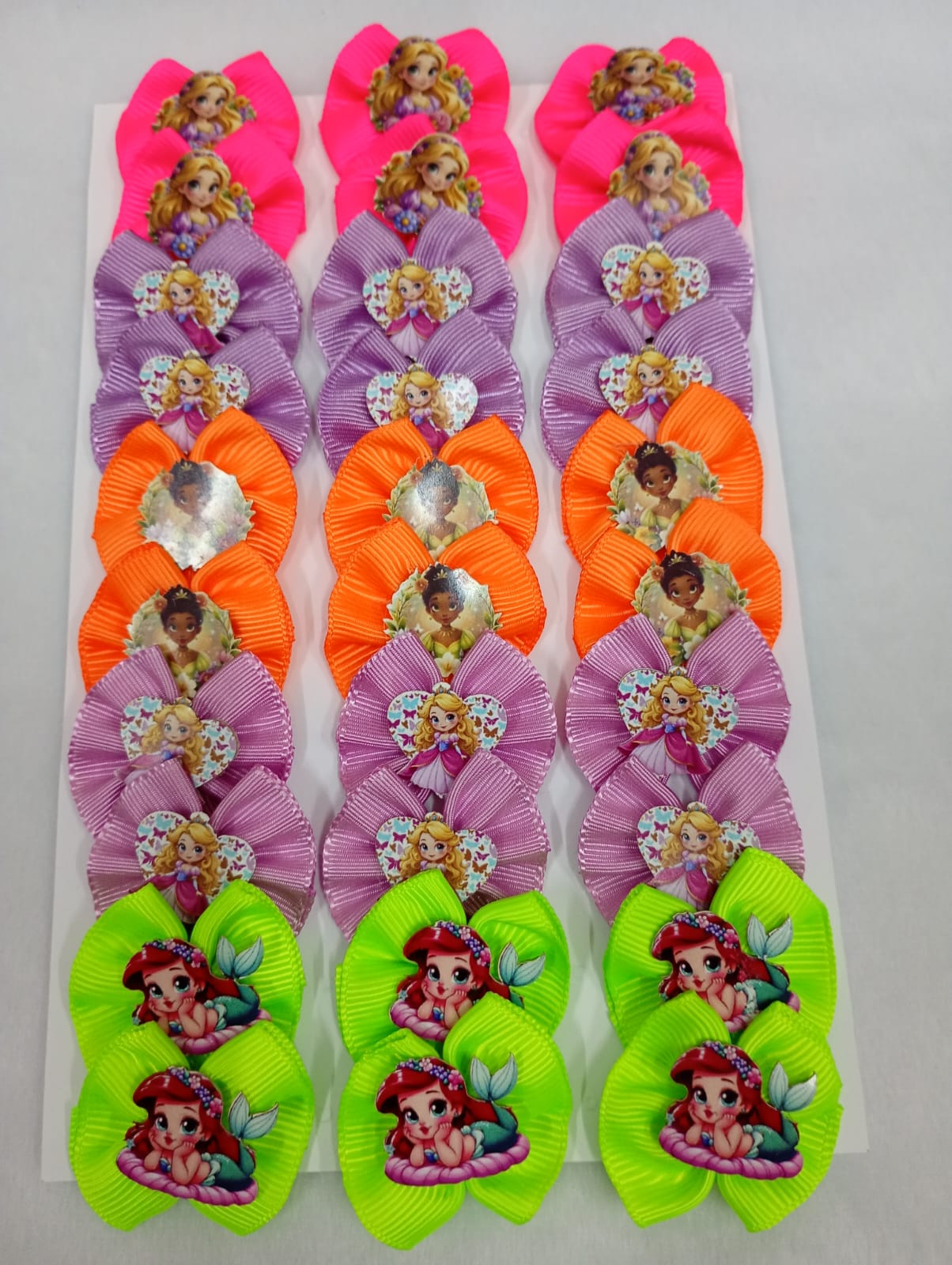 L11674 LAÇO GORG C/PRINCESAS - 30 UN - Imagem 2